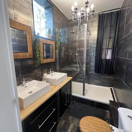 Lumineux Appartement, Jardin, Vu Sur Appartamento *