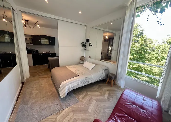 شقة Lumineux Appartement, Jardin, Vu Sur